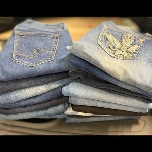 Lots of jeans! See details. Many different brands, styles and sizes.